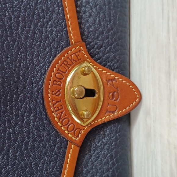 Dooney & Bourke Pre-tag Vintage - Picture 2 of 14